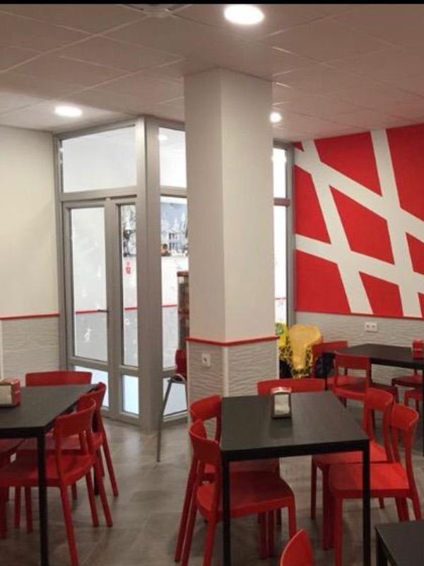 terraza de verano para cenas en restaurante